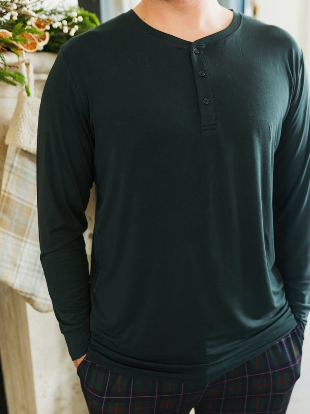 In My Jammers x Daryl-Ann Denner Midnight Mistletoe Green Long Sleeve Pajama Top